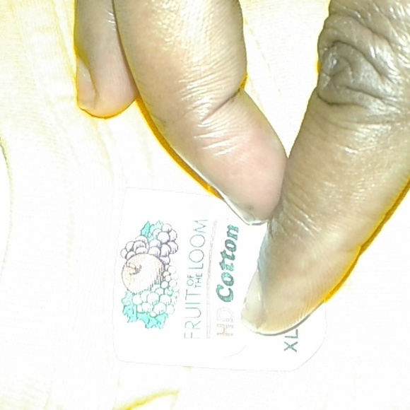 ⬇️ $20 GOLDEN "STRENGTH IN NUMBERS" TEE SHIRT - Picture 3 of 5